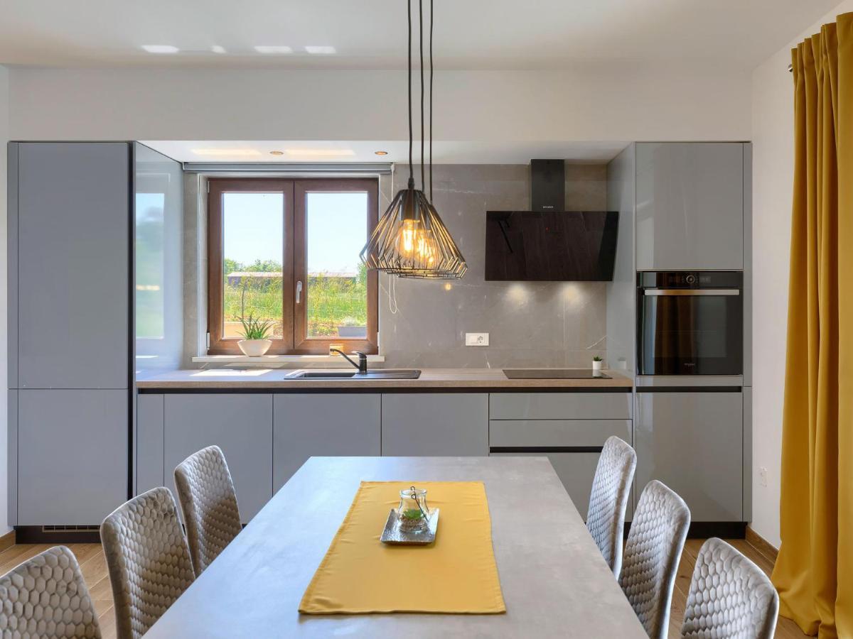 Apartment Eroa By Interhome Žminj Εξωτερικό φωτογραφία